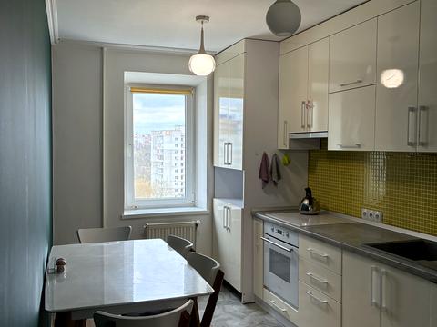 квартира за адресою Героїв Десантників вул., 23