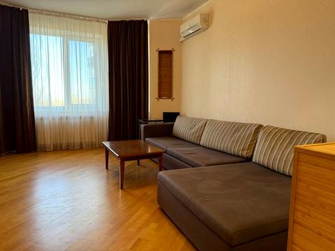 квартира за адресою Миколи Амосова вул., 4