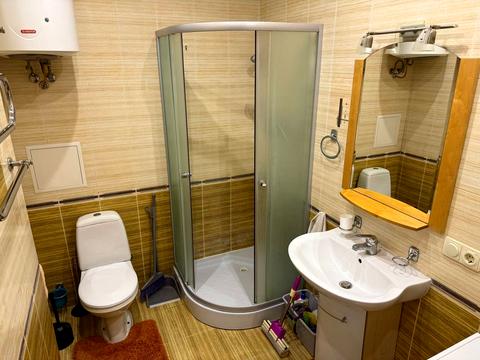 квартира за адресою Миколи Амосова вул., 4