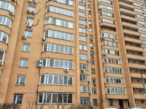 квартира за адресою Срібнокільська вул., 24