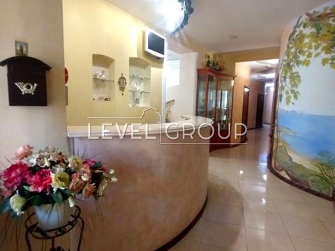 коммерческая по адресу Владимира Ивасюка просп. (Героїв Сталінграду), 10а