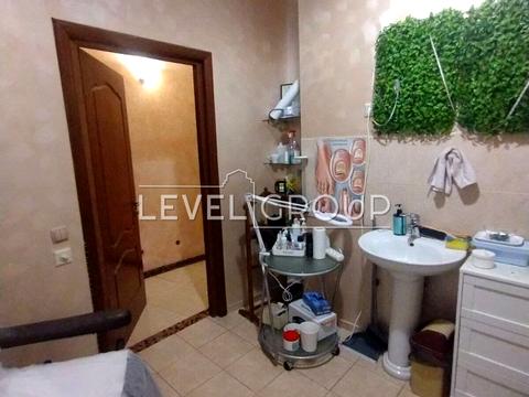 коммерческая по адресу Владимира Ивасюка просп. (Героїв Сталінграду), 10а