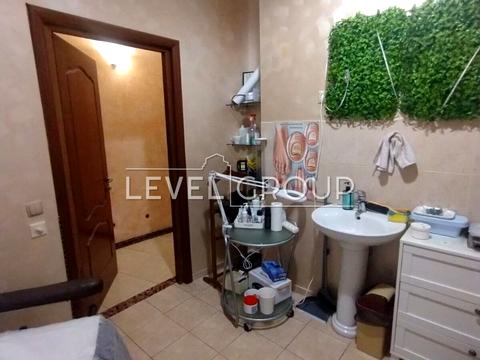 коммерческая по адресу Владимира Ивасюка просп. (Героїв Сталінграду), 10а