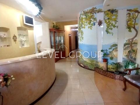 коммерческая по адресу Владимира Ивасюка просп. (Героїв Сталінграду), 10а