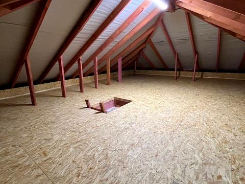 будинок за адресою Центральна вул.