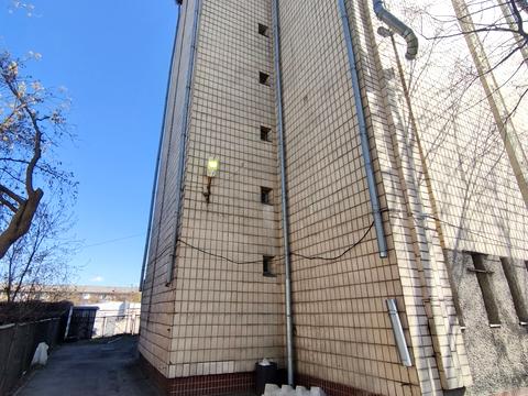 коммерческая по адресу Салютная ул., 5