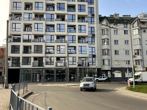 комерційна за адресою Вовчинецька вул., 55