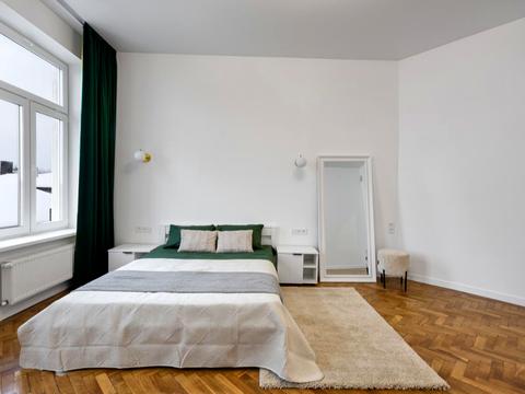 квартира за адресою Святого Теодора пл., 11