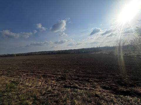 участок по адресу 