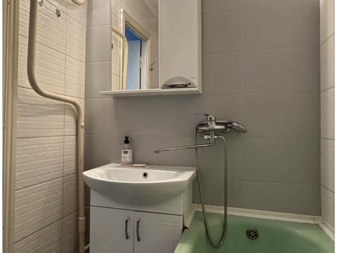 квартира за адресою Андрія Мельника вул., 8