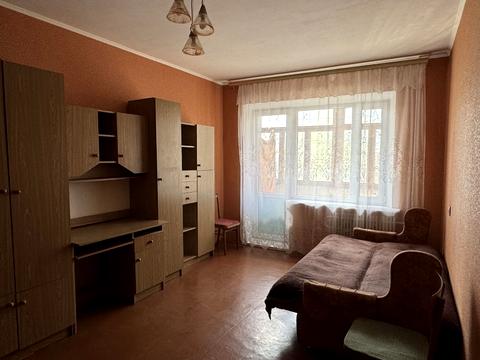 квартира за адресою Андрія Мельника вул., 8