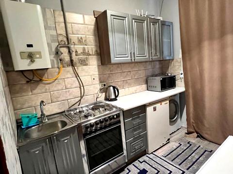 квартира за адресою Братів Міхновських вул. (Московська), 35