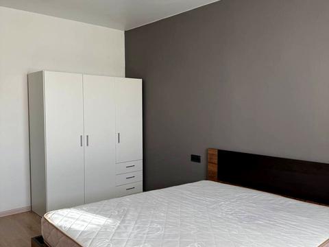 квартира за адресою Лауреатська вул., 86