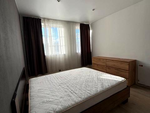 квартира за адресою Лауреатська вул., 86