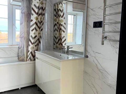 квартира за адресою Лауреатська вул., 86