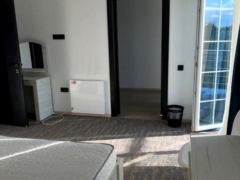 квартира за адресою Лауреатська вул., 86