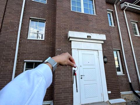 квартира за адресою Лауреатська вул., 86