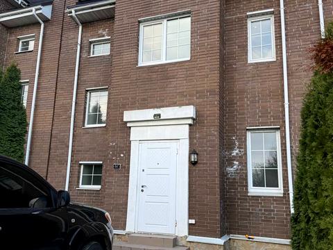 квартира за адресою Лауреатська вул., 86