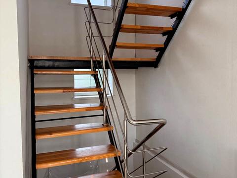 квартира за адресою Лауреатська вул., 86