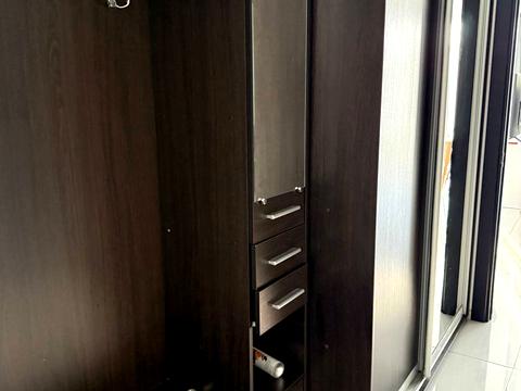 квартира за адресою Лауреатська вул., 86