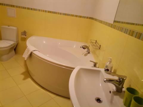 квартира за адресою Зелена вул., 115ж