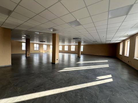 комерційна за адресою Івана Сірка вул., 11б