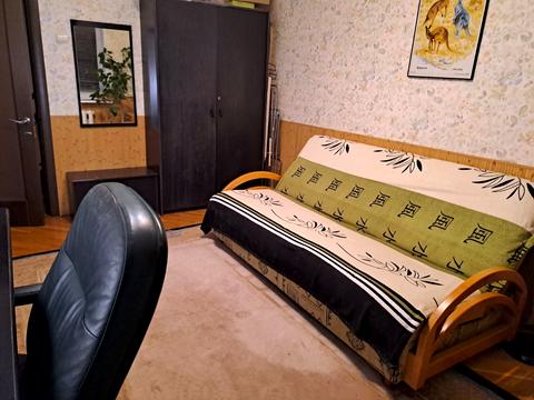 комната по адресу Академика Ефремова ул. (Командарма Уборевича), 19-А