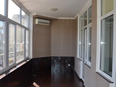 комерційна за адресою Антоновича вул. (Горького), 72