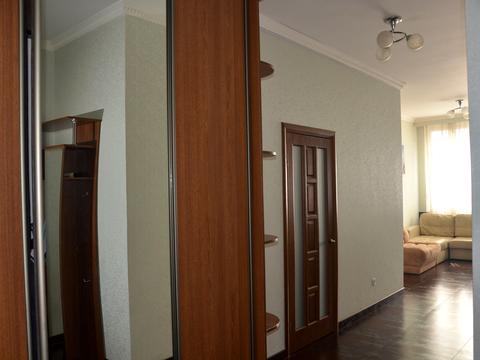 комерційна за адресою Антоновича вул. (Горького), 72