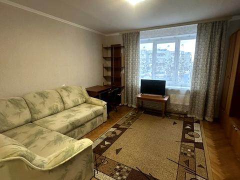 квартира за адресою Тростянецька вул., 12