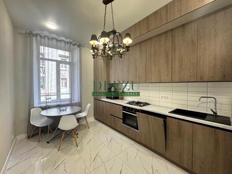 квартира по адресу Крещатик ул. (Kreschatic), 15