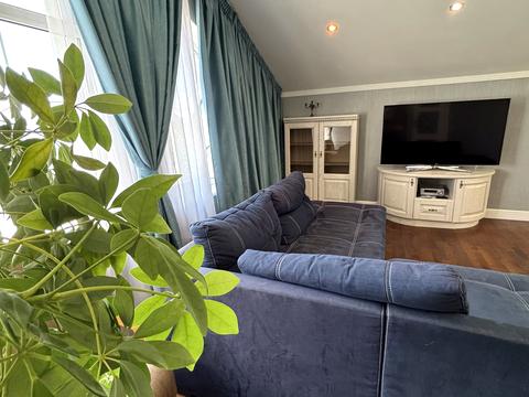 квартира за адресою Дмитра Луценка вул. (Крейсера "Аврора"), 14-А