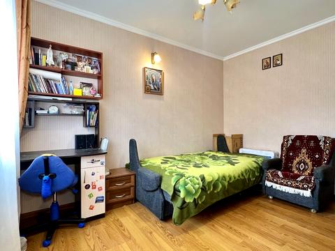квартира за адресою Новояворівськ, Андрея Шептицького вул., 5