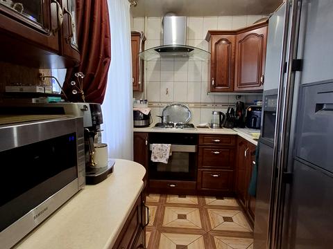 квартира за адресою Космічна вул., 100