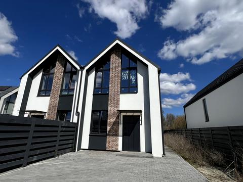 дом по адресу Лучшая ул. (Ломоносова)