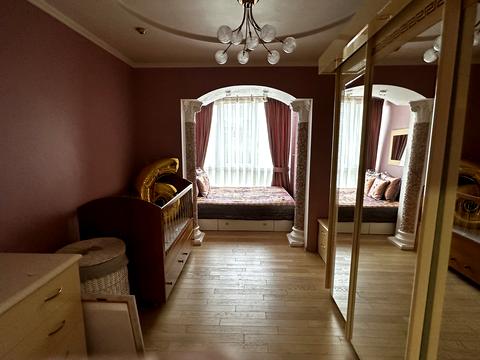 квартира по адресу Героев Крут бульв. (Героїв Сталінграду), 5