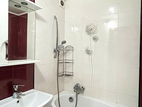 квартира по адресу Кулика і Гудачека ул. (Макарова), 10