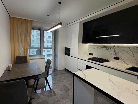 квартира за адресою Генерала М. Тарнавського вул., 30