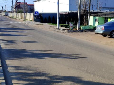 комерційна за адресою Крупської вул., 2/4