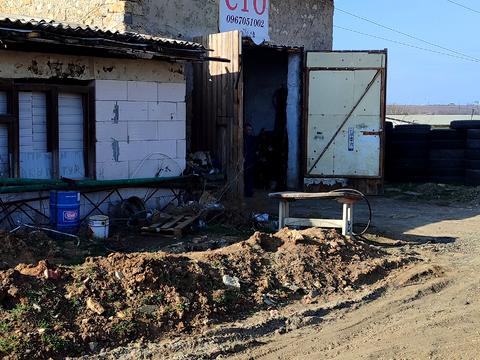 комерційна за адресою Крупської вул., 2/4