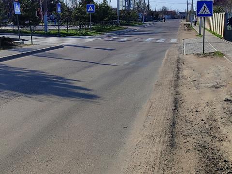 комерційна за адресою Крупської вул., 2/4