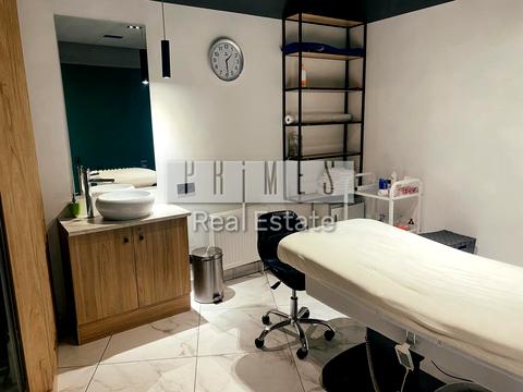 комерційна за адресою Гоголівська вул., 37/2