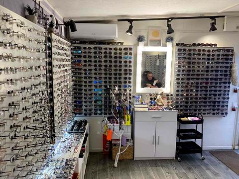 комерційна за адресою Героїв просп., 19