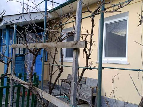 будинок за адресою Центральна