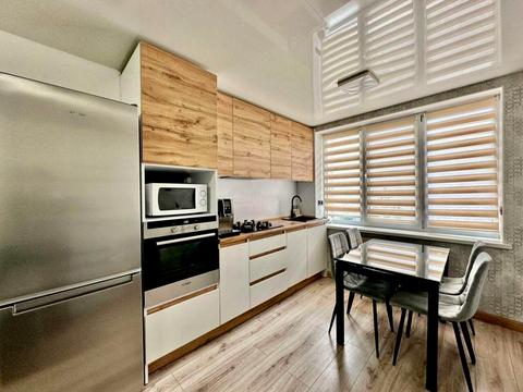 квартира за адресою Стрітенська вул., 1