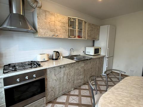 квартира за адресою Львів, Євгена Патона вул., 9