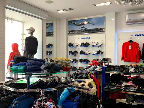 комерційна за адресою Європейська пл. (Катерининська), 1