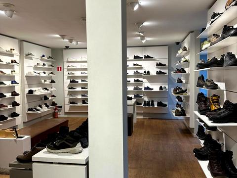 комерційна за адресою Грецька вул., 43