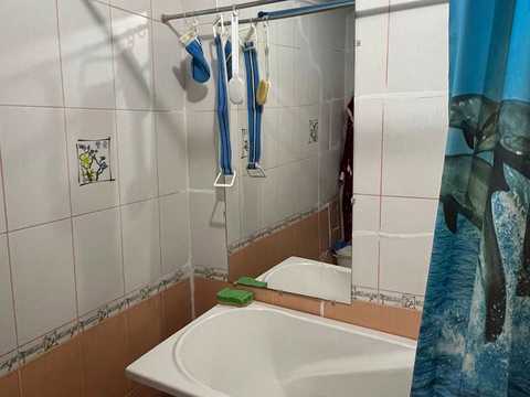 будинок за адресою Центральна вул., 10