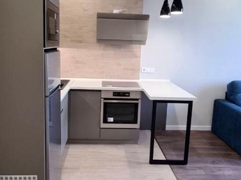 квартира за адресою Академіка Філатова вул., (Будинок 4)